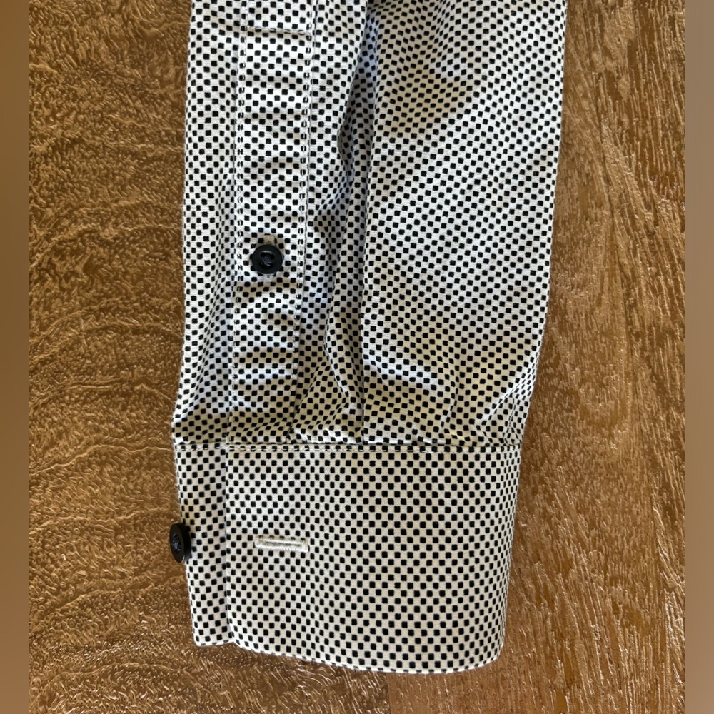 Calibrate Micro Check Oxford in White and Black - Picture 5 of 9